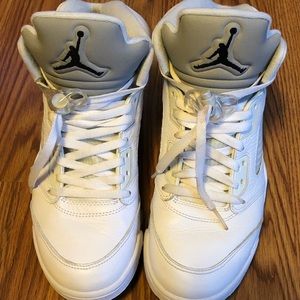Jordan 5 metallic white